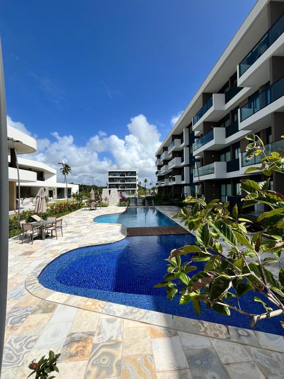Apartamento Porto De Galinhas- Flat Terreo Frente Piscinas- Muro Alto